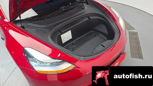 Tesla Model 3 Model 3 2020 года - похожие автомобили