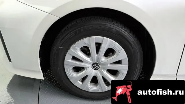 Toyota Prius Prius 4th Generation 2019 года - вид 5