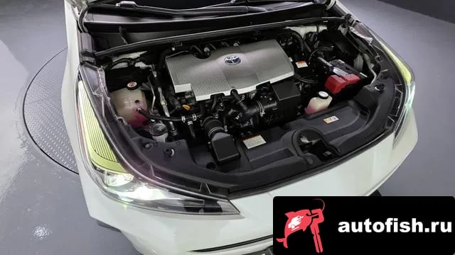 Toyota Prius Prius 4th Generation 2019 года - вид 6