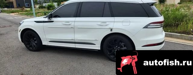 Lincoln Aviator Aviator 2nd generation 2021 года - вид 2