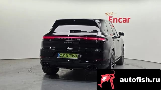 Porsche Cayenne Cayenne (PO536) 2025 года - похожие автомобили