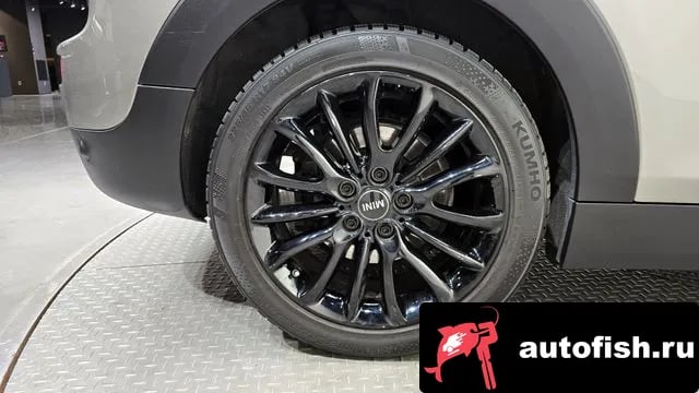Mini Clubman Cooper Clubman 2020 года - вид 5