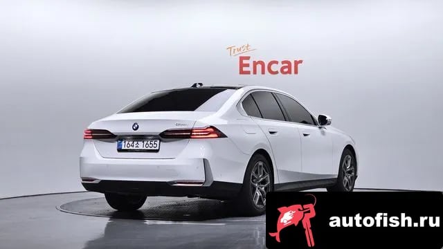 BMW 5-Series 5 Series (G60) 2025 года - вид 2