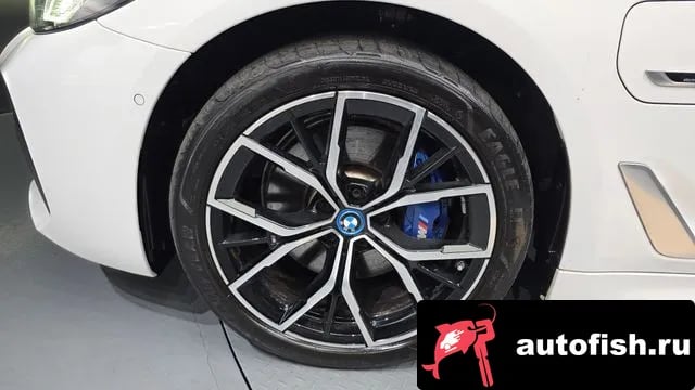 BMW 5-Series 5 Series (G30) 2022 года - вид 5