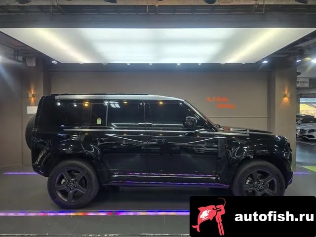 Land Rover Defender Bitdefender (L663) 2025 года - вид 3