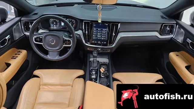 Volvo V60 V60 Cross-country 2nd Generation 2020 года - похожие автомобили
