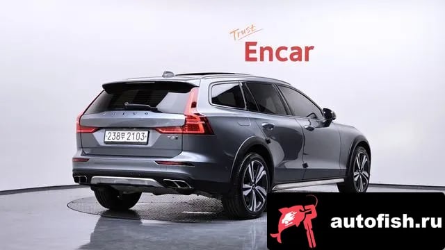 Volvo V60 V60 Cross-country 2nd Generation 2020 года - вид 2
