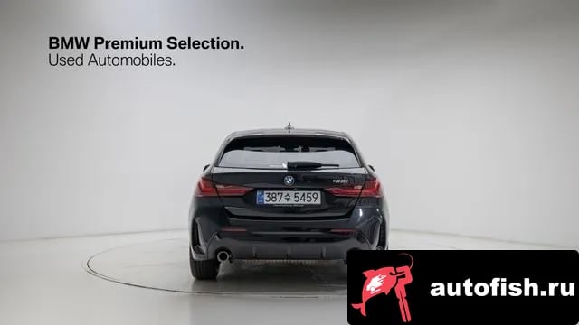 BMW 1-Series 1 Series (F40) 2023 года - вид 4