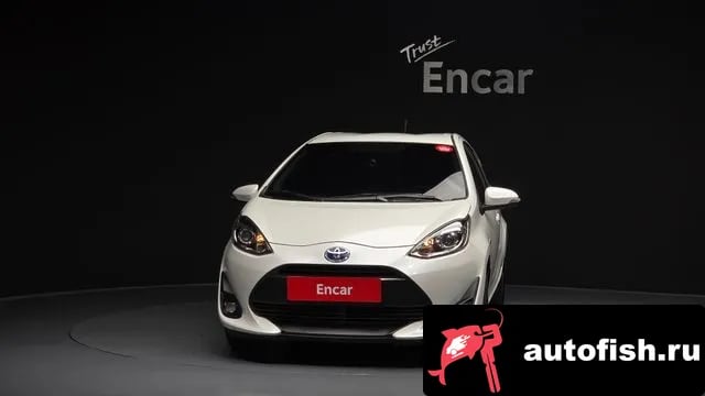 Toyota Prius Prius C 2019 года - вид 3