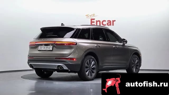 Lincoln Corsair Cosair 2020 года - похожие автомобили