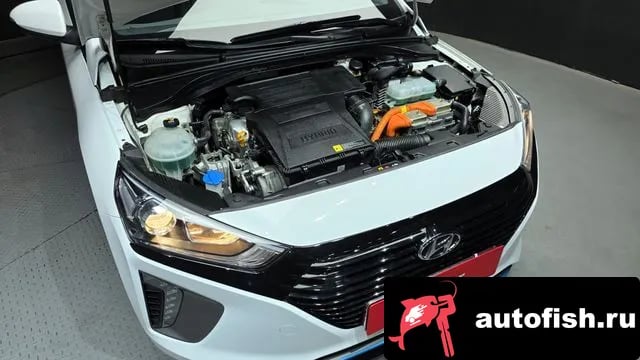 Hyundai Ioniq Ionic Hybrid 2018 года - вид 6