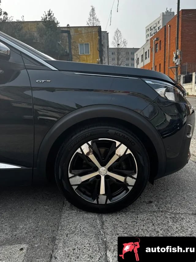 Peugeot 3008 3008 second generation 2020 года - вид 5
