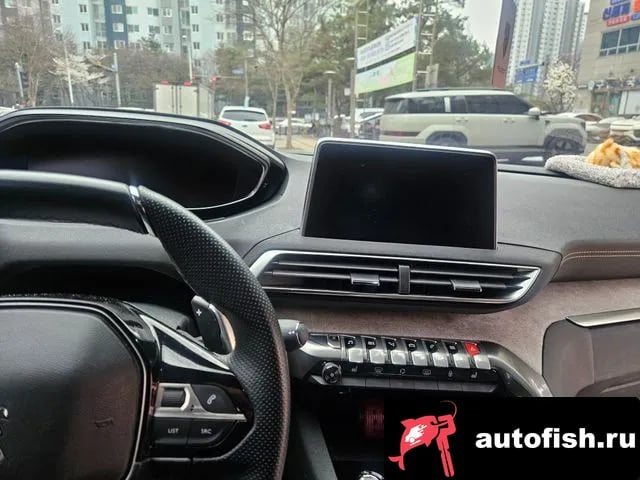 Peugeot 3008 3008 second generation 2020 года - похожие автомобили