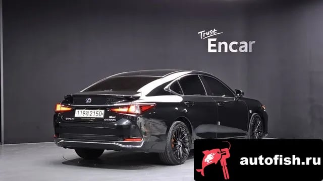 Lexus ES ES300h 7th generation 2020 года - вид 2