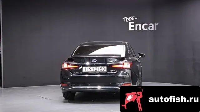 Lexus ES ES300h 7th generation 2020 года - похожие автомобили