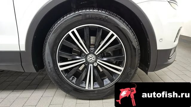 Volkswagen Tiguan Tiguan second Generation 2018 года - вид 5