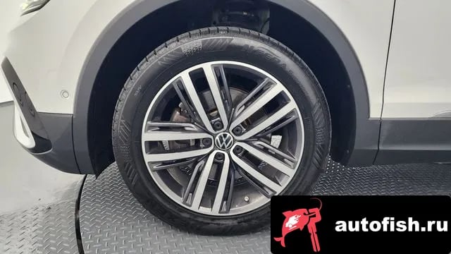 Volkswagen Tiguan Tiguan Allspace 2022 года - вид 5