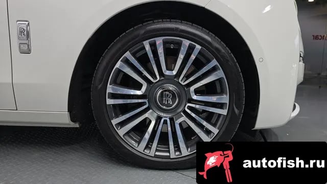 Rolls-Royce Ghost Ghost 2nd Generation 2021 года - вид 5