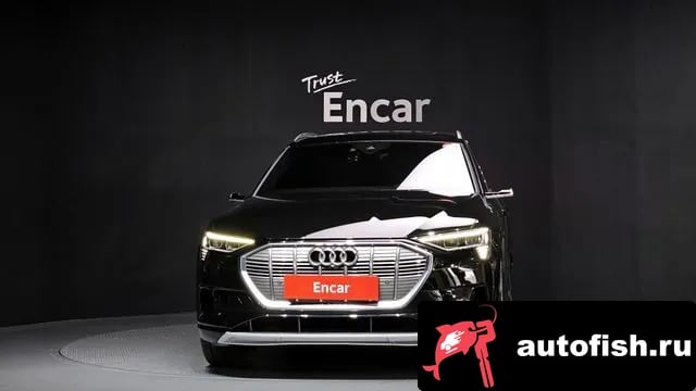 Audi e-tron e-Tron 2020 года - похожие автомобили