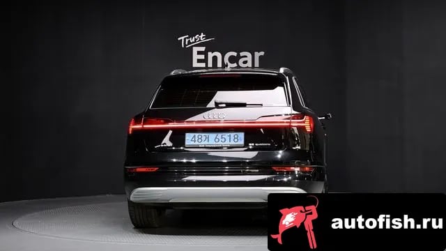 Audi e-tron e-Tron 2020 года - вид 4