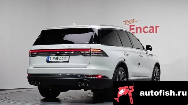 Lincoln Aviator Aviator 2nd generation 2021 года - похожие автомобили