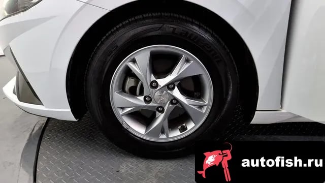 Hyundai AVANTE Avante (CN7) 2020 года - вид 5