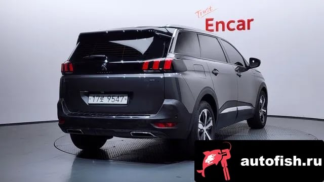 Peugeot 5008 5008 second generation 2018 года - вид 2