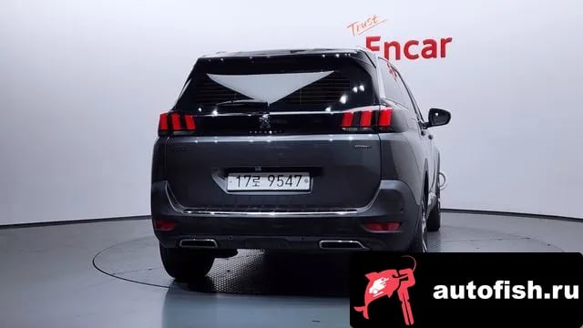 Peugeot 5008 5008 second generation 2018 года - вид 4