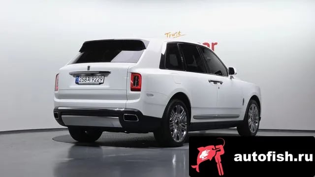 Rolls-Royce Cullinan Cullinan 2023 года - автомобиль из Южной Кореи
