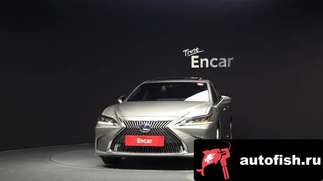 Lexus ES ES300h 7th generation 2020 года - вид 3