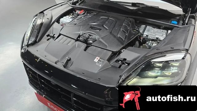 Porsche Cayenne Cayenne (PO536) 2025 года - похожие автомобили