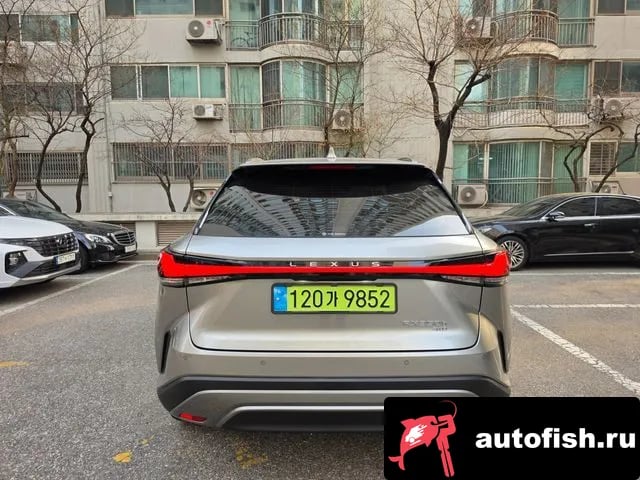 Lexus RX RX350h 5th generation 2024 года - вид 4