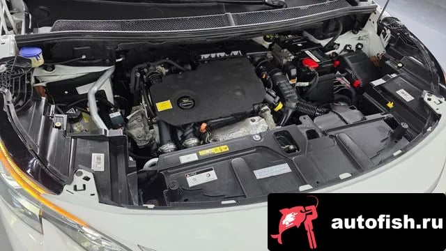 Peugeot 5008 5008 second generation 2019 года - вид 6