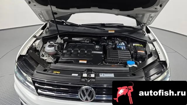 Volkswagen Tiguan Tiguan second Generation 2018 года - вид 6
