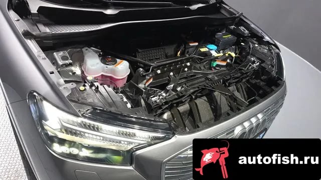 Audi Q4 e-tron Q4 e-Tron (F4) 2025 года - вид 6