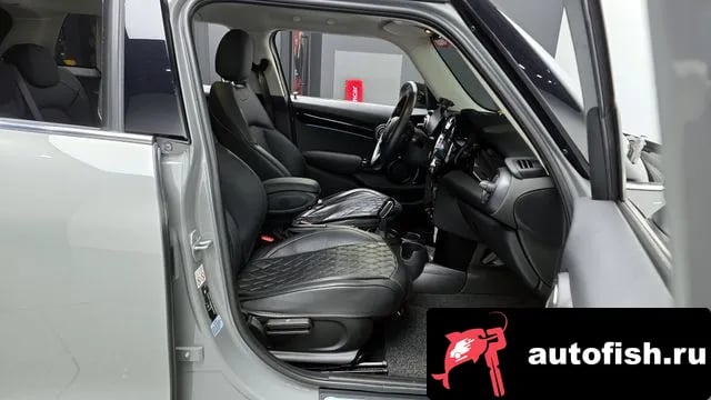 Mini Cooper Cooper 2021 года - похожие автомобили