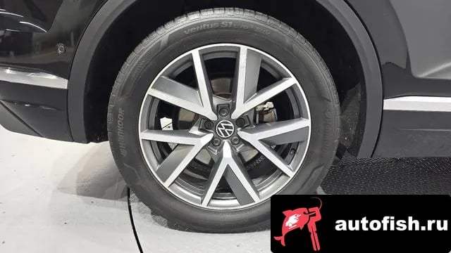 Volkswagen Touareg Tuareg 3rd generation 2023 года - вид 5