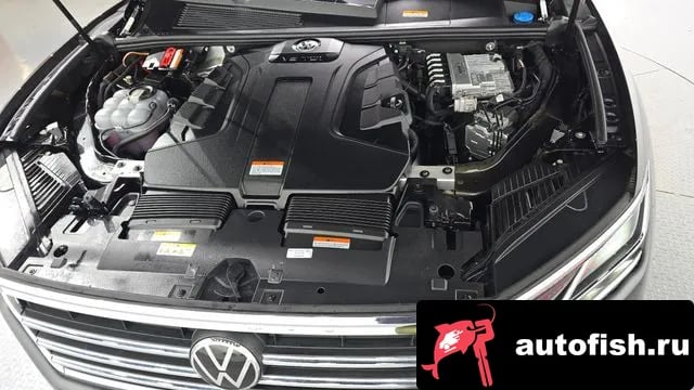 Volkswagen Touareg Tuareg 3rd generation 2023 года - вид 6