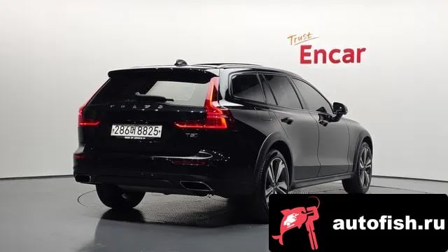 Volvo V60 V60 Cross-country 2nd Generation 2020 года - вид 2