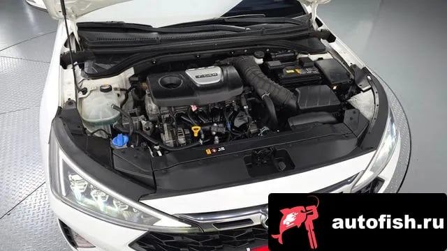 Hyundai AVANTE The New Avante AD 2018 года - вид 6