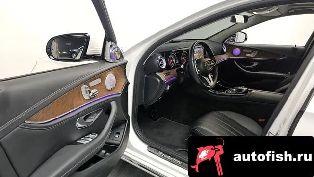 Mercedes-Benz E-Class E-Class W213 2020 года - похожие автомобили