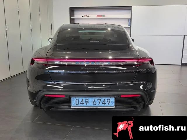 Porsche Taycan Taikan 2025 года - вид 4