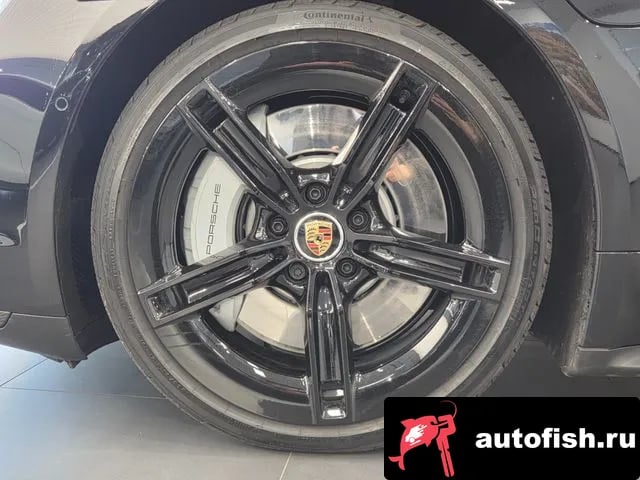 Porsche Taycan Taikan 2025 года - вид 5