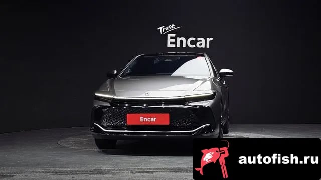 Toyota Crown Crown Crossover 2023 года - вид 3