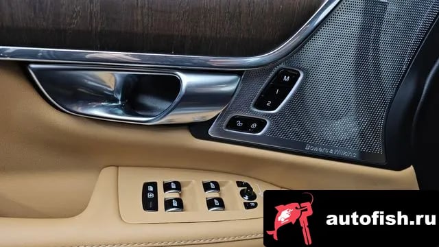 Volvo S90 S90 2022 года - похожие автомобили