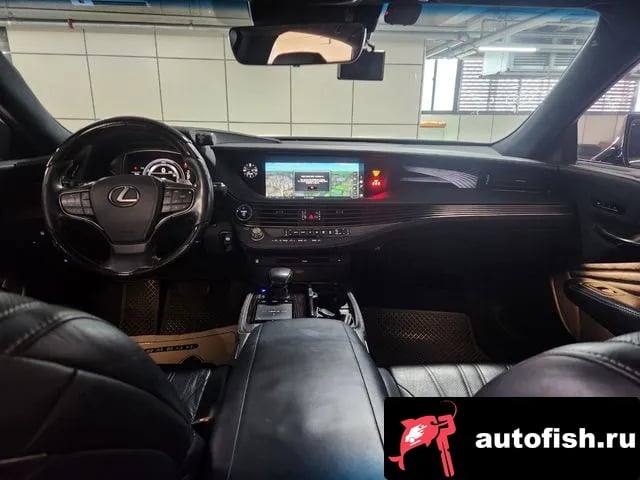 Lexus LS LS500h 5th generation 2018 года - вид 6