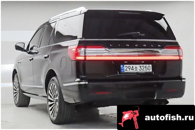 Lincoln Navigator Navigator 4th generation 2021 года - вид 2