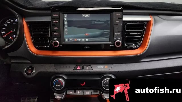 Kia Stonic Stony 2018 года - похожие автомобили