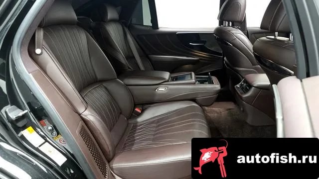 Lexus LS LS500h 5th generation 2018 года - похожие автомобили