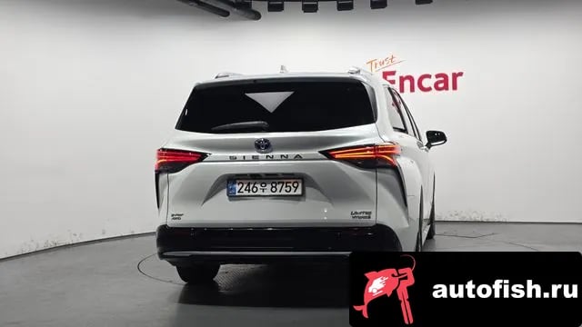 Toyota Sienna Siena 4th Generation 2024 года - вид 4